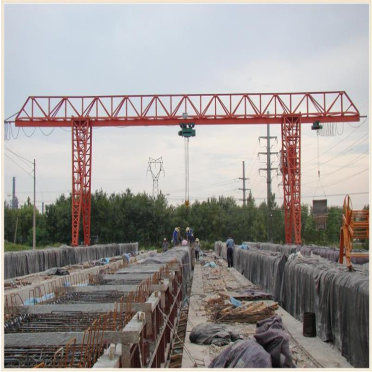 如何在靜電狀態下操作起重機